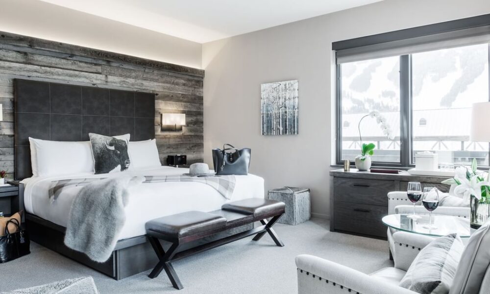 miller-suite-bedroom-winter-result_wide