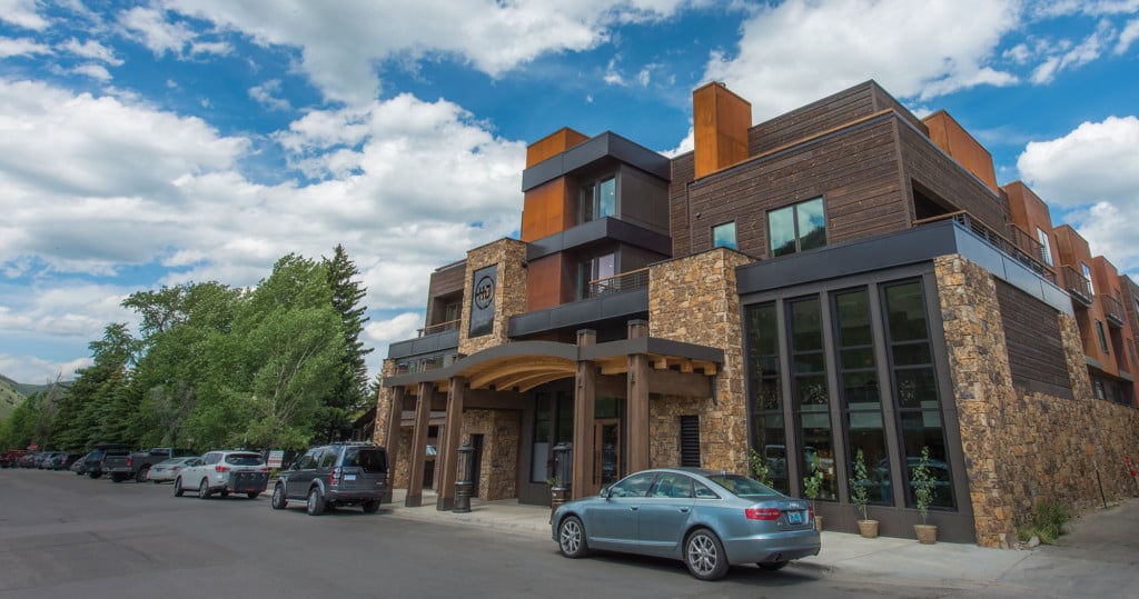 What to Expect from a Luxury Hotel Stay in Jackson Hole